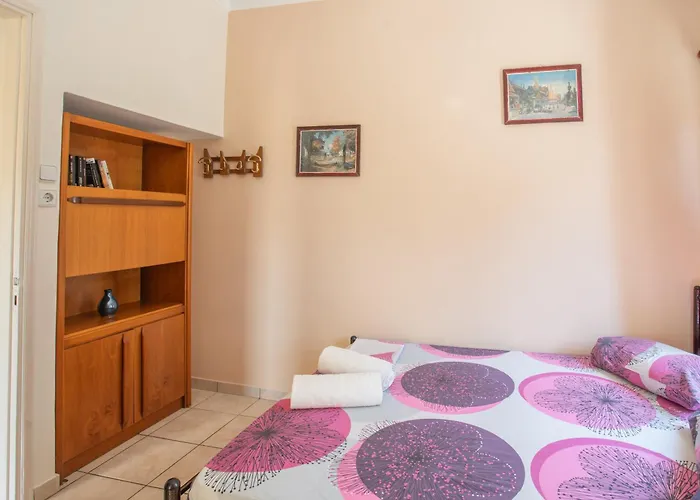 Gaia The House بيت للعطل نيدري